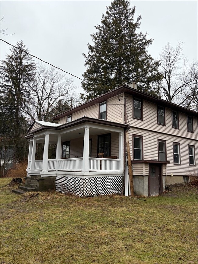 property at 1538 Slaterville Rd