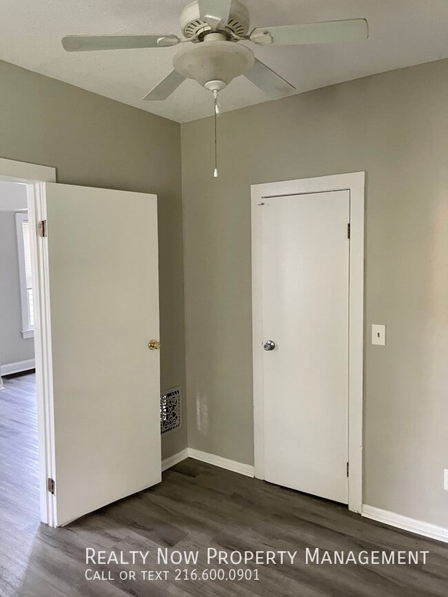 1535 Coutant Ave in Lakewood, OH - Building Photo - Building Photo