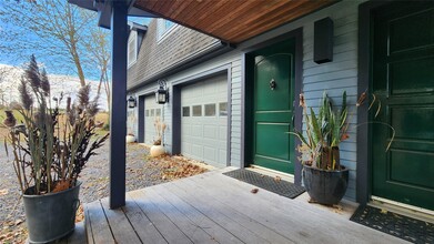 100 Grey Mouse Rd in Saugerties, NY - Building Photo - Building Photo