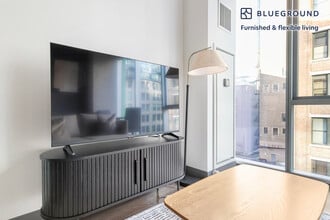 601 W Jackson Blvd in Chicago, IL - Building Photo - Building Photo