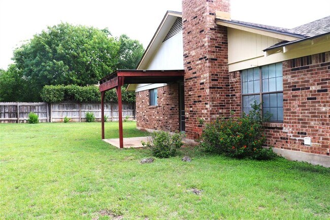 property at 1204 Leander Rd