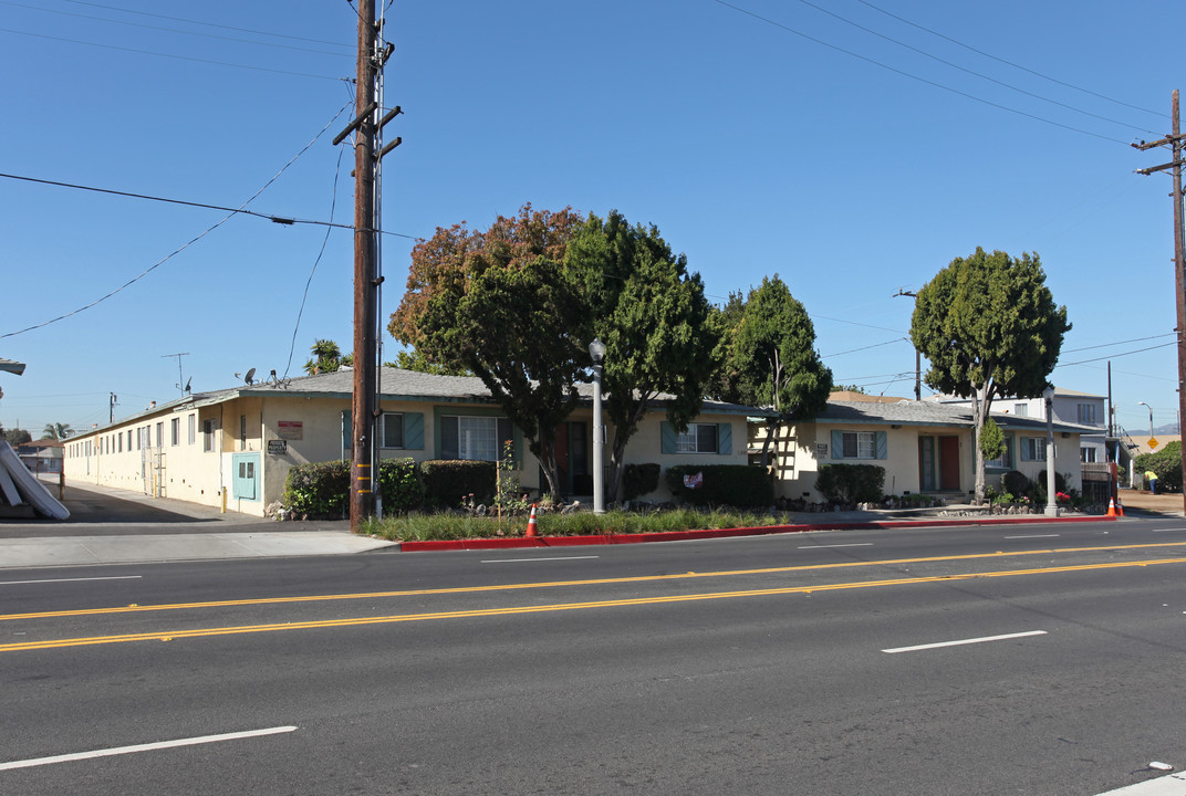 1914 Cloverfield Blvd in Santa Monica, CA - Building Photo