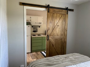 953 Co Rd 3351 in Kempner, TX - Foto de edificio - Building Photo