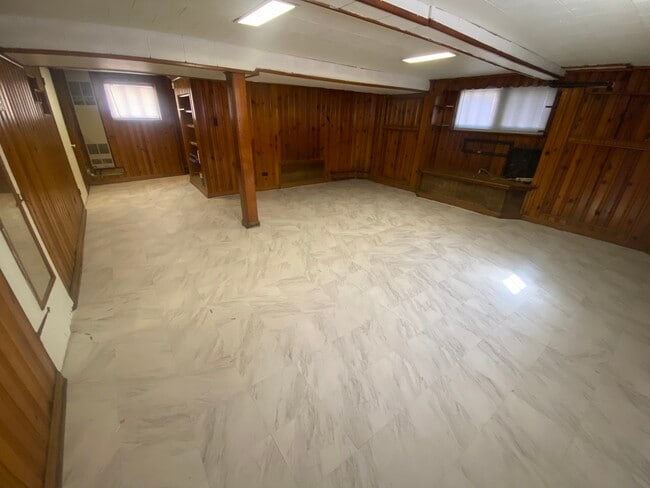 5514 N Mango Ave in Chicago, IL - Building Photo - Building Photo