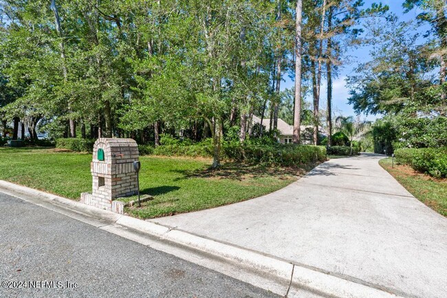 413 River Birch Ln in Fleming Island, FL - Building Photo - Building Photo