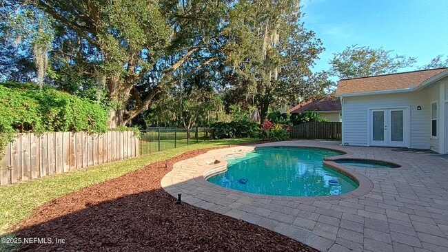 2032 Marye Brant Loop N in Neptune Beach, FL - Building Photo - Building Photo