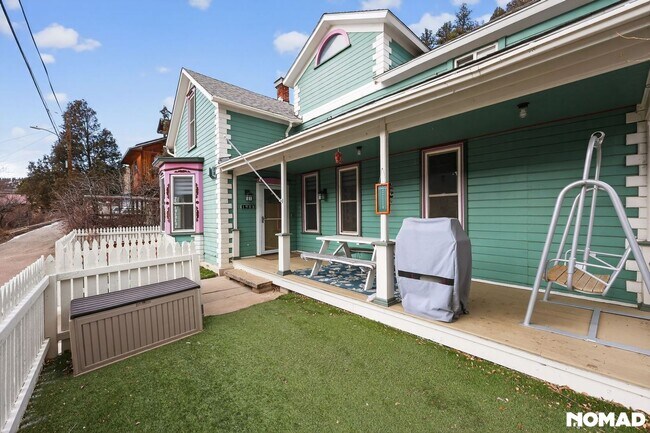 1908 Wall St in Idaho Springs, CO - Foto de edificio - Building Photo