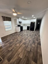 18 Abbott St in Waterville, ME - Foto de edificio - Building Photo