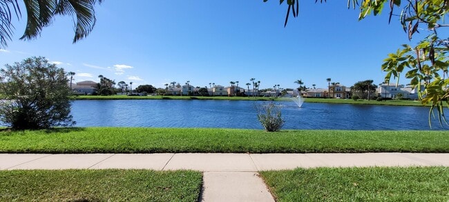 1485 Malibu Cir NE in Palm Bay, FL - Building Photo - Building Photo