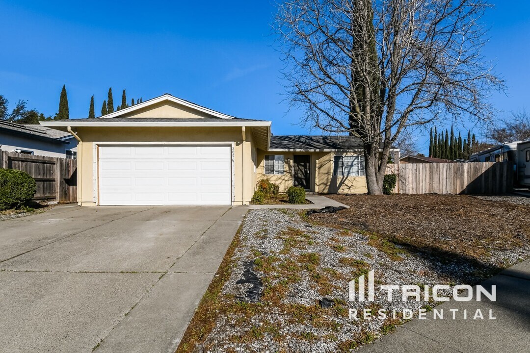 2076 Harte Ct in Fairfield, CA - Building Photo