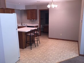 701 Mink Ranch Rd in Burlington, WI - Building Photo - Building Photo