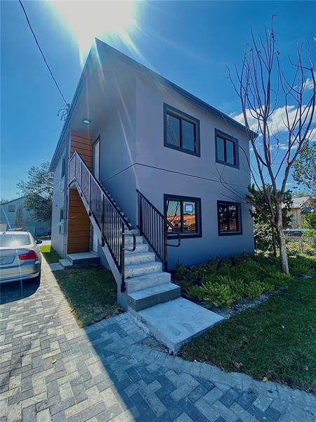 1704 NW 69th Ter in Miami, FL - Foto de edificio - Building Photo
