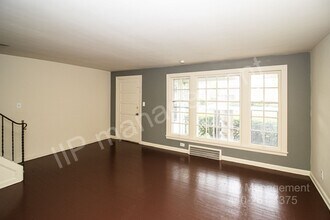 4070 Okalona Rd-Unit -- in South Euclid, OH - Building Photo - Building Photo