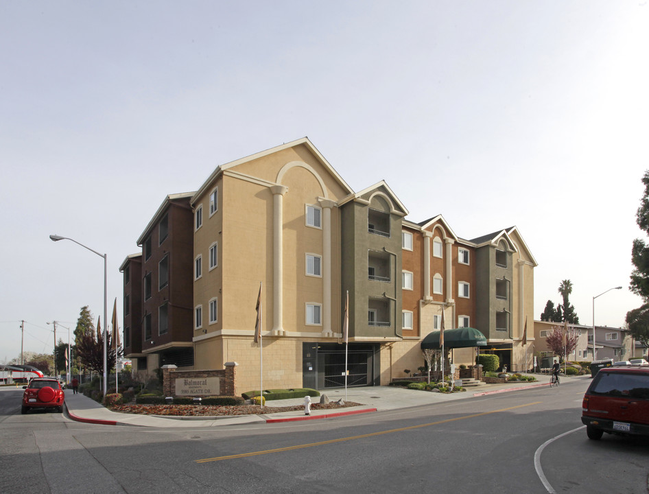 Balmoral Luxury Apartments in Santa Clara, CA - Building Photo