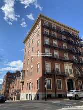 21 Mount Vernon St, Unit 603 in Boston, MA - Building Photo - Building Photo