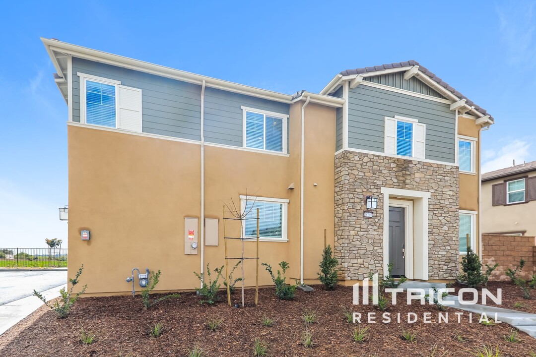 28207 Luther Dr in Menifee, CA - Building Photo