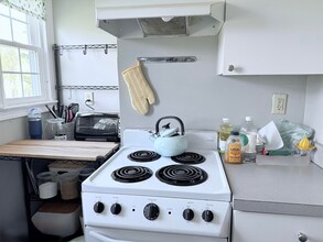148 South St, Unit Second floor in Northampton, MA - Building Photo - Building Photo