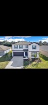 6603 Back Forty Loop in Zephyrhills, FL - Building Photo