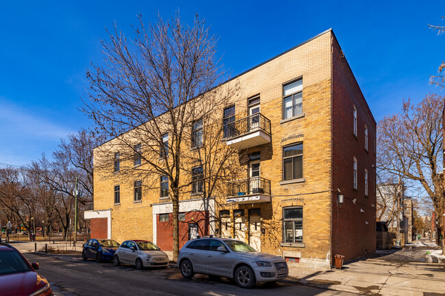 1950 Laurier Av E in Montréal, QC - Building Photo - Building Photo