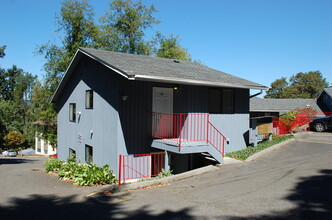 Park View Apartments in Kent, WA - Building Photo - Building Photo