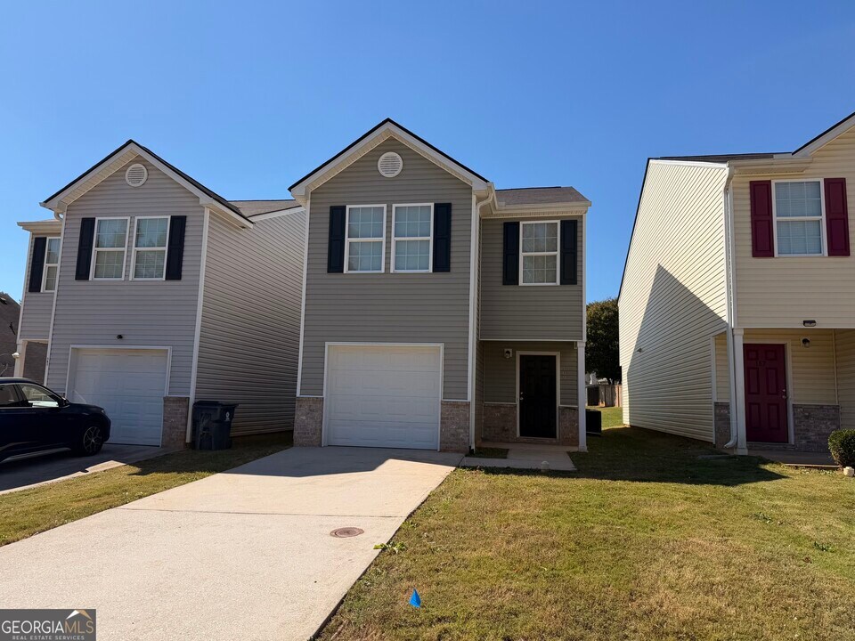 189 Alton Cir in Villa Rica, GA - Building Photo
