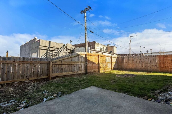 30 W Oxford St in Otterbein, IN - Building Photo - Building Photo