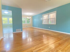 2347 Morse Ave in Scotch Plains, NJ - Building Photo - Building Photo