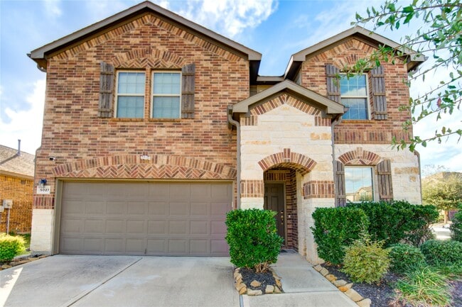 5027 Brewcastle Ln in Park Row, TX - Building Photo - Building Photo