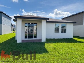 590 Amadoras Wy in St. Cloud, FL - Building Photo - Building Photo