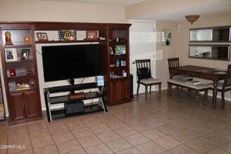 6832 Canyon View Ln in El Paso, TX - Building Photo - Building Photo