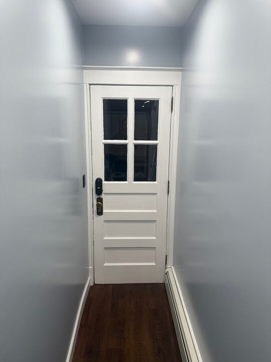 300 Burritt St, Unit 1 in New Britain, CT - Building Photo