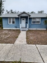 759 37th Ave S in St. Petersburg, FL - Foto de edificio - Building Photo