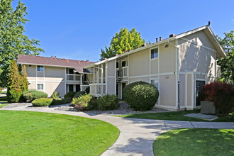 Hidden Oaks in Sparks, NV - Foto de edificio - Building Photo