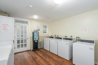 The Terraces Apartments in Norwich, CT - Foto de edificio - Interior Photo