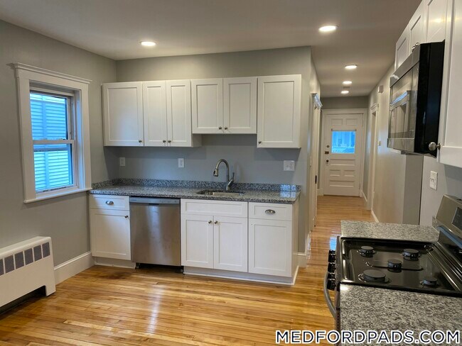 72 Frederick Ave