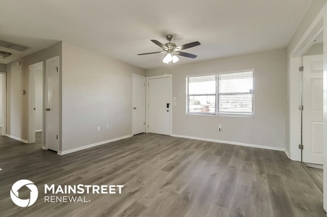 13228 Grand Terrace Dr in Grand Island, FL - Building Photo - Building Photo