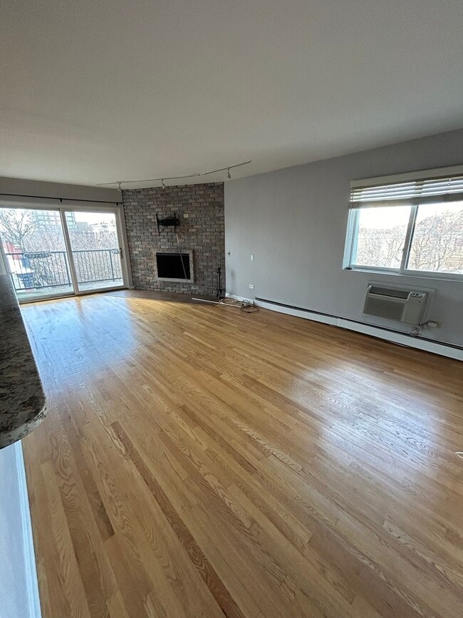 401 W Webster Ave in Chicago, IL - Building Photo - Building Photo