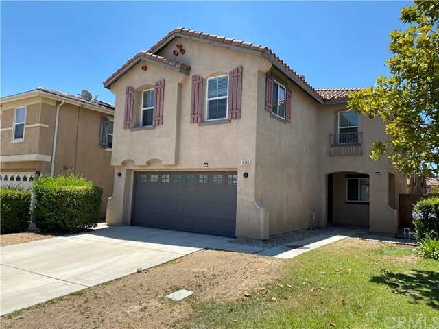 16283 Whirlwind Ln in Fontana, CA - Foto de edificio