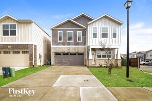 600 Ava Trl in Lewisville, TX - Building Photo