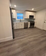 51 Custer St, Unit 1 in Boston, MA - Building Photo - Building Photo