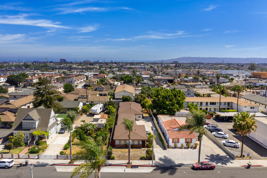 1308 W Gardena Blvd in Gardena, CA - Building Photo