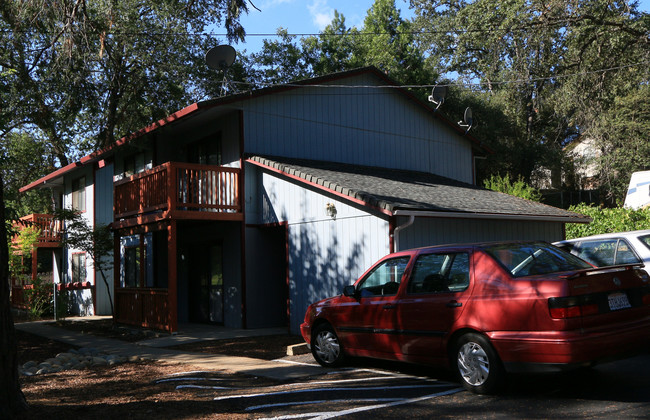 2904 Tunnel St in Placerville, CA - Building Photo - Building Photo