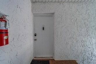 361 S McMullen Booth Rd in Clearwater, FL - Building Photo - Building Photo
