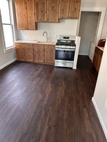 1584 Van Vranken Ave, Unit F1 in Schenectady, NY - Building Photo