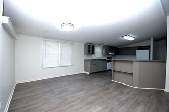 728 Country Club Rd in Mount Olive, NC - Building Photo - Building Photo
