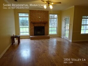 1806 Volley Ln in Harker Heights, TX - Foto de edificio - Building Photo