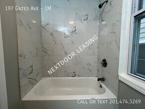 197 Gates Ave in Jersey City, NJ - Building Photo - Building Photo
