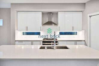 22939 Poplar Ave SE in Black Diamond, WA - Building Photo - Building Photo