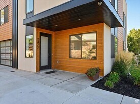 2477 S 700 E, Unit D2 in Salt Lake City, UT - Building Photo