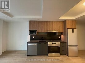 206 King St W in Hamilton, ON - Building Photo